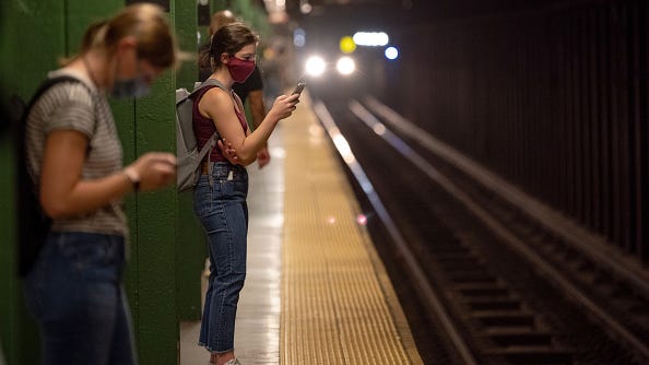 MTA introduces 10 year plan for cell service across all subway tunnels