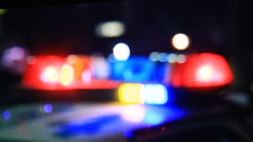 Suspect barricades self in NJ home after shooting detective: prosecutor