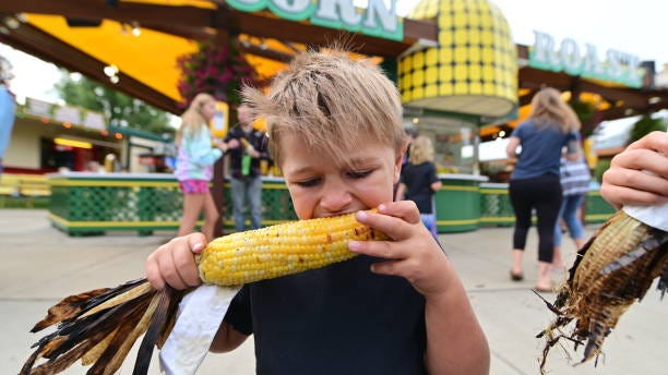 DeRusha Eats: Tracking the amazing sweet corn from the State Fair Corn Roast