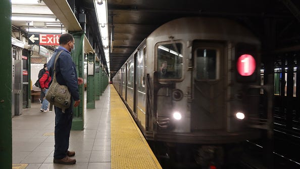 Man fatally struck by 1 train in Upper Manhattan, second person hospitalized