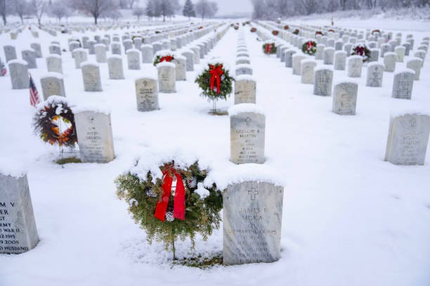 More than 18,000 wreaths made in Columbia Falls, Maine arrived at Fort Snelling National Cemetery Friday morning.