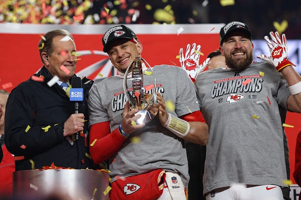 Patrick Mahomes, Jim Nantz and Travis Kelce