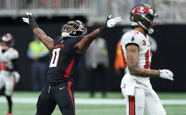 Atlanta Falcons Inside Linebacker Divine Deablo