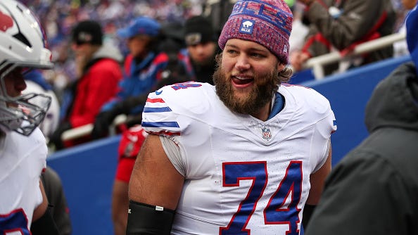 Report: Ryan Van Demark signs offer sheet from Vikings