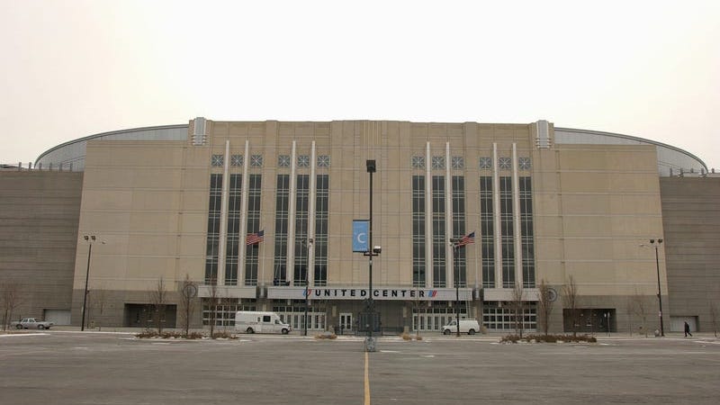 New federal COVID-19 vaccination site opens March 10 at United Center