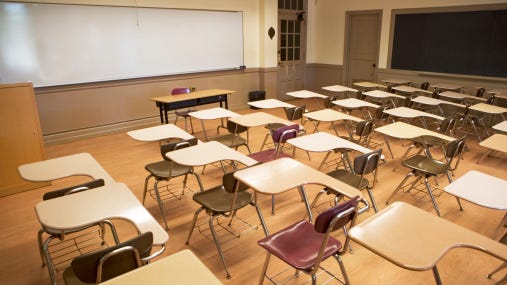 Far Rockaway middle school closes over COVID outbreak; 2nd Queens closure this week