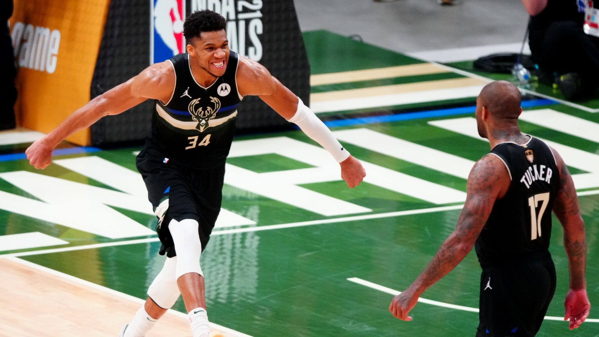 LeBron, Rodgers and more in awe of Giannis' incredible Game 6 title-clinching performance