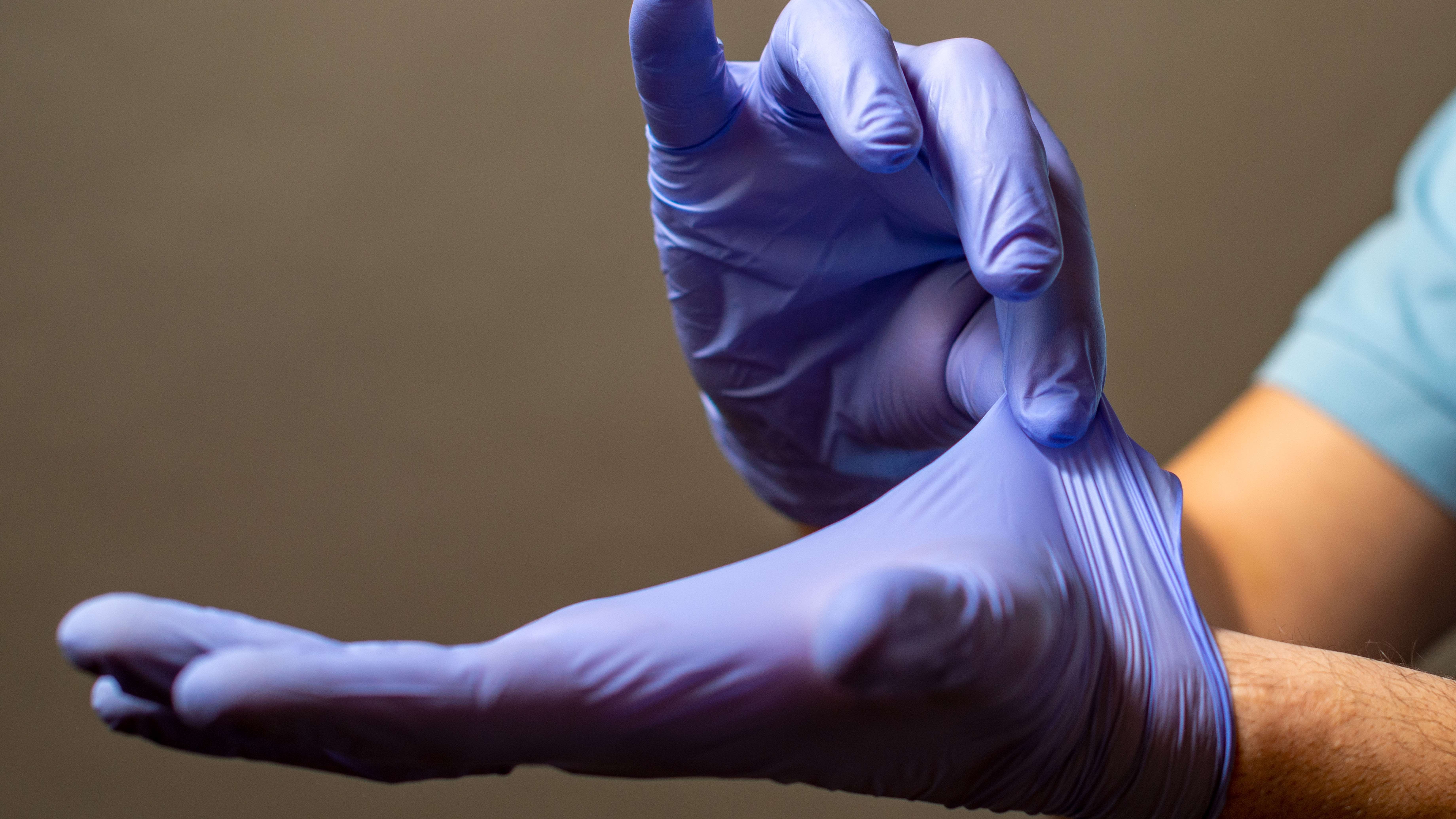 Another PPE scramble may be just around the corner, Chicago supplier says