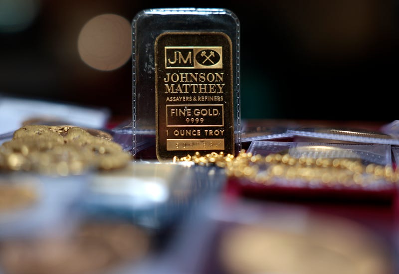 As gold prices surge to record highs and silver prices also rise, one expert says the Federal Reserve's interest rate decision was no surprise to those in the gold market. 