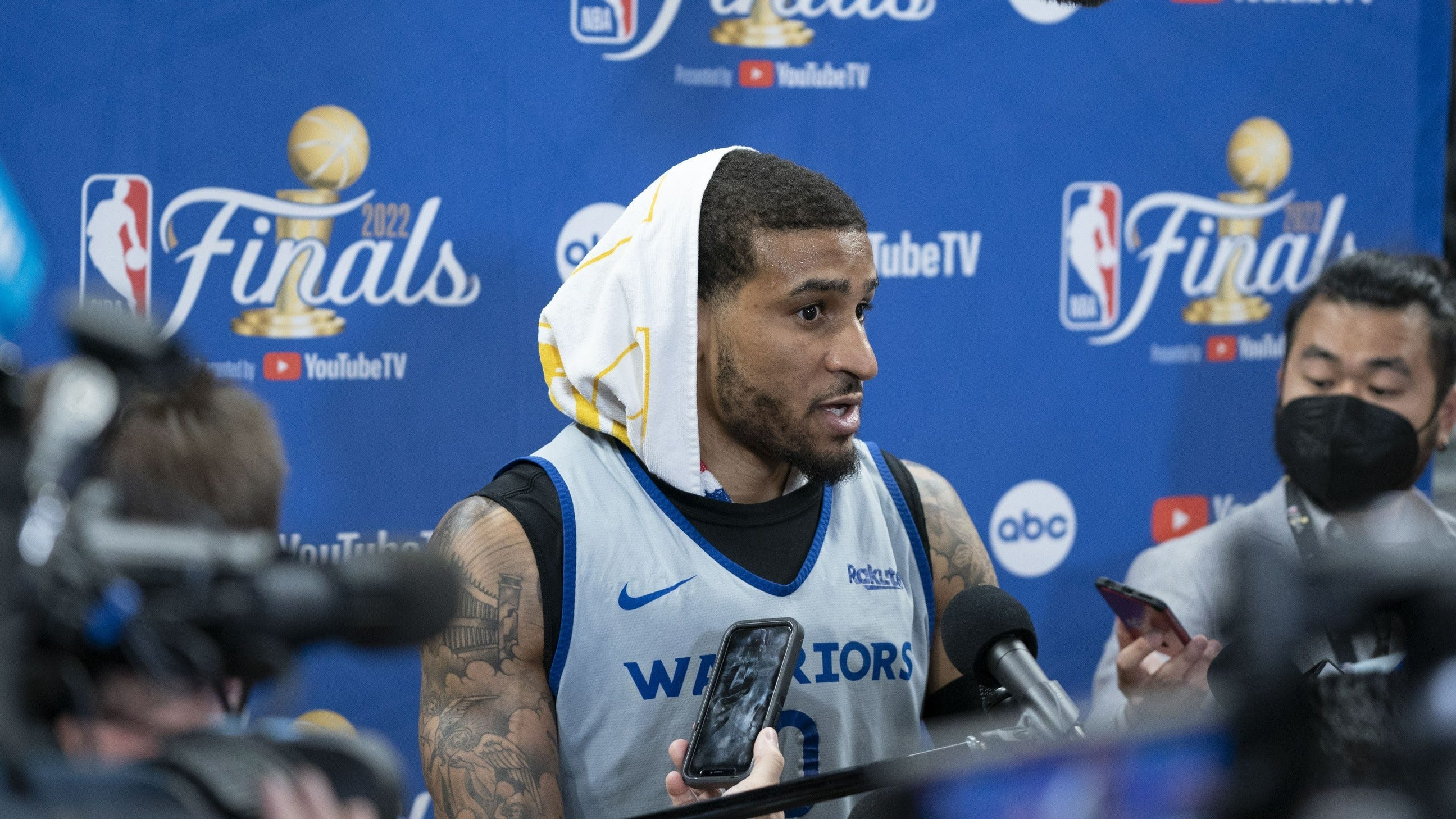 Gary Payton II 'just waiting on the call' from coach Steve Kerr