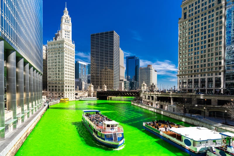 green-dyed river in downtown Chicago
