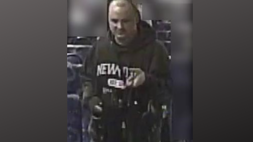 Woman, 26, groped aboard SI MTA bus, suspect sought