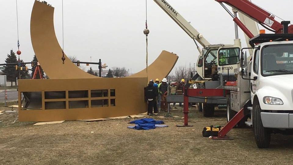 Sterling Heights Mayor Jokes Golden Ring To Be Removed, Replaced With Bigger One