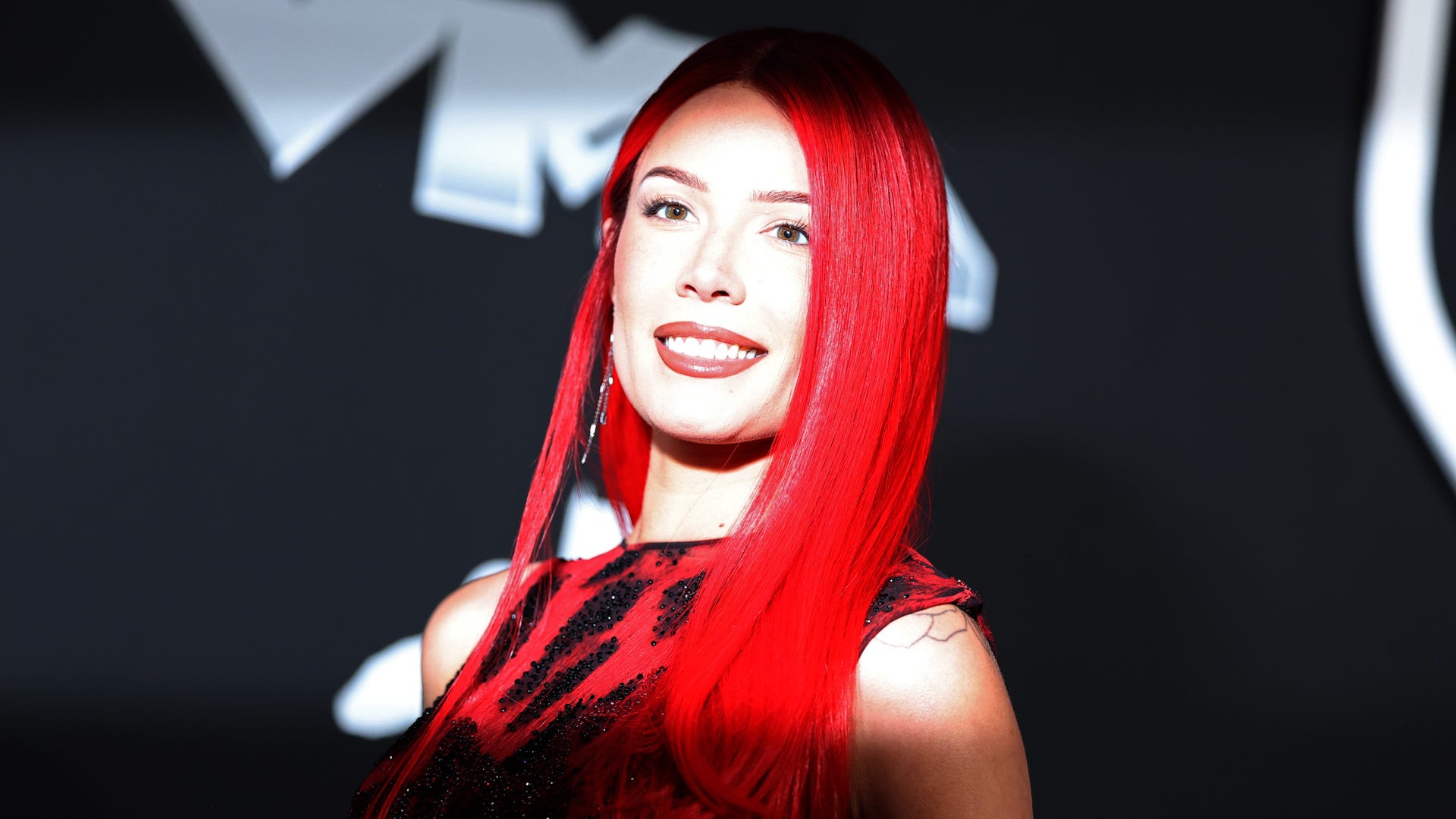 Halsey's 'The Great Impersonator' is here: Look back at all her lead-up looks