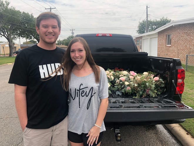Couple, flowers 