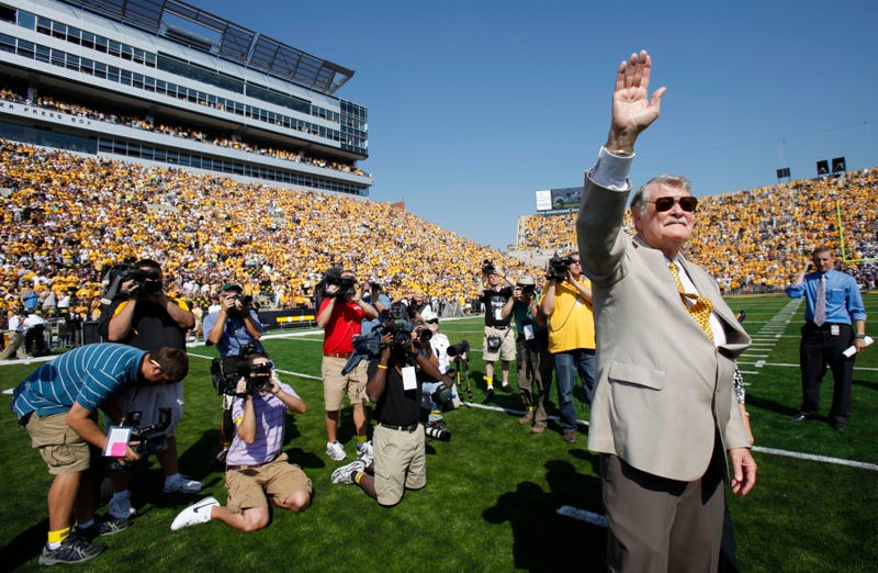 Hayden Fry, Iowa