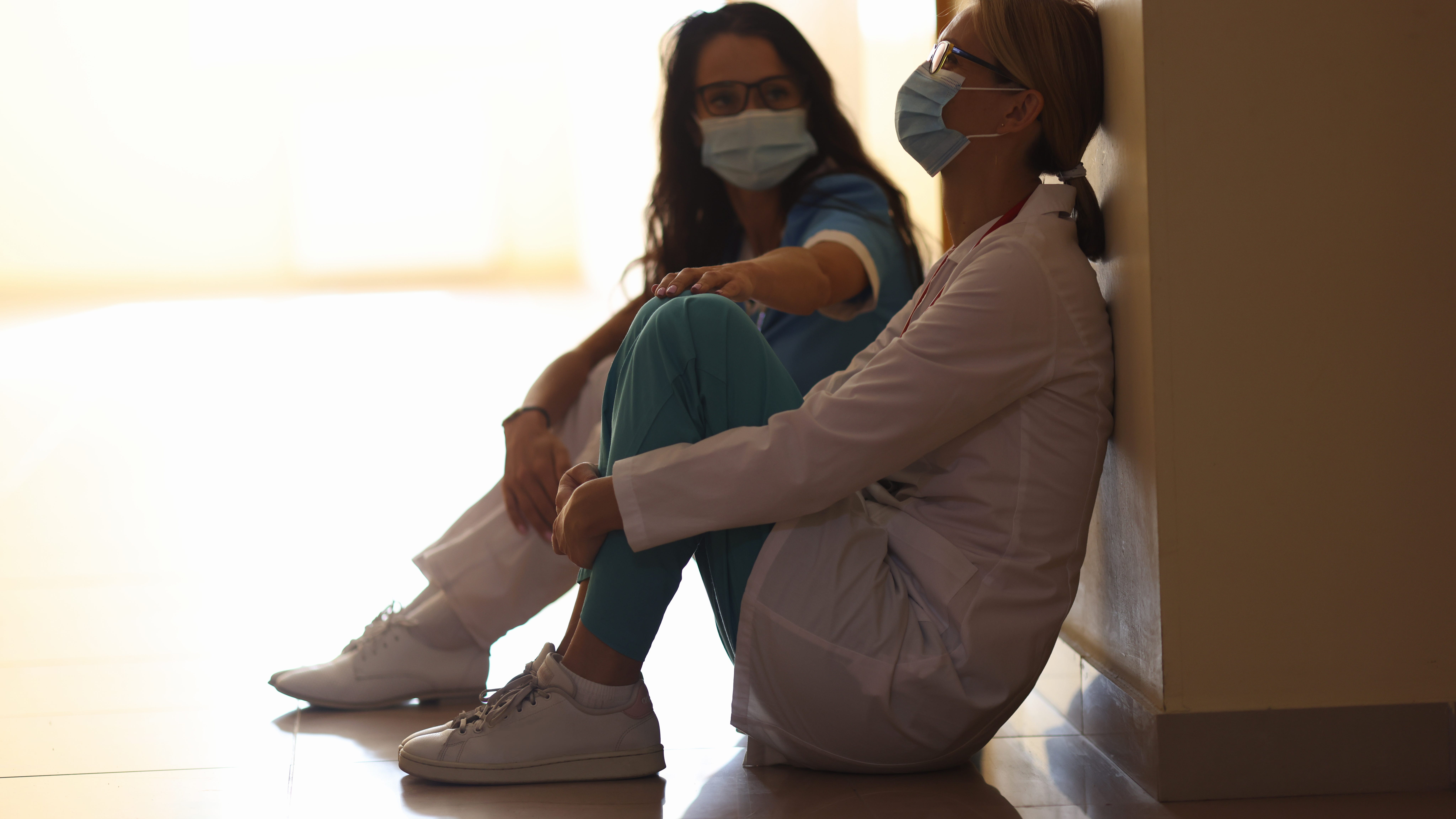 Congressman, Cook County officials praise new healthcare worker legislation