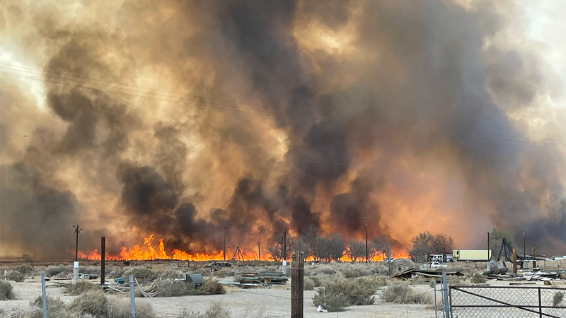 Image of the Heritage Fire burning in San Bernardino County on March 14, 2022. As of 5:33 p.m. that day the fire had consumed 100 acres and was 0% contained. 