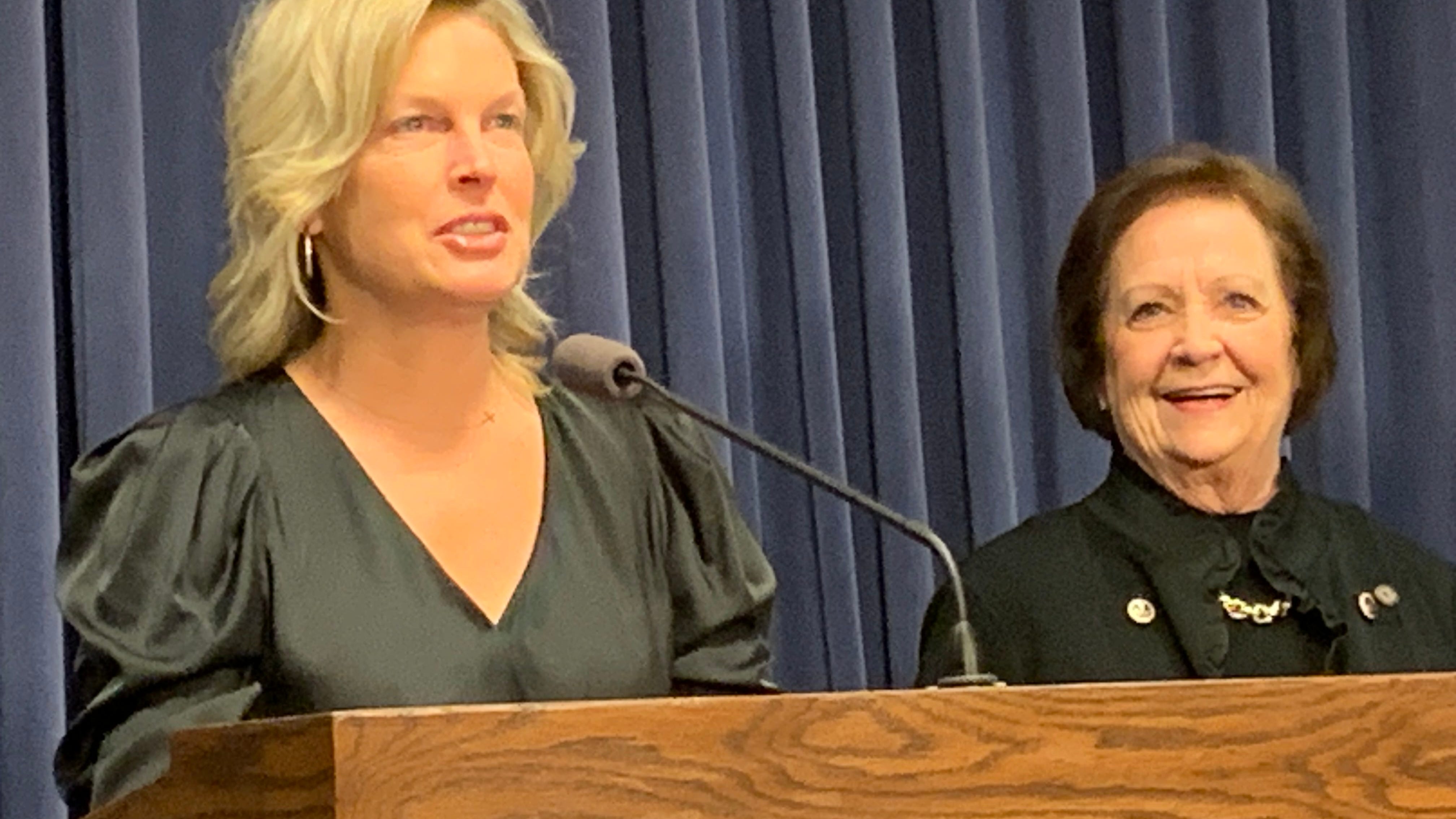 Illinois Republican leader willing to cooperate with Democrats in budget negotiations