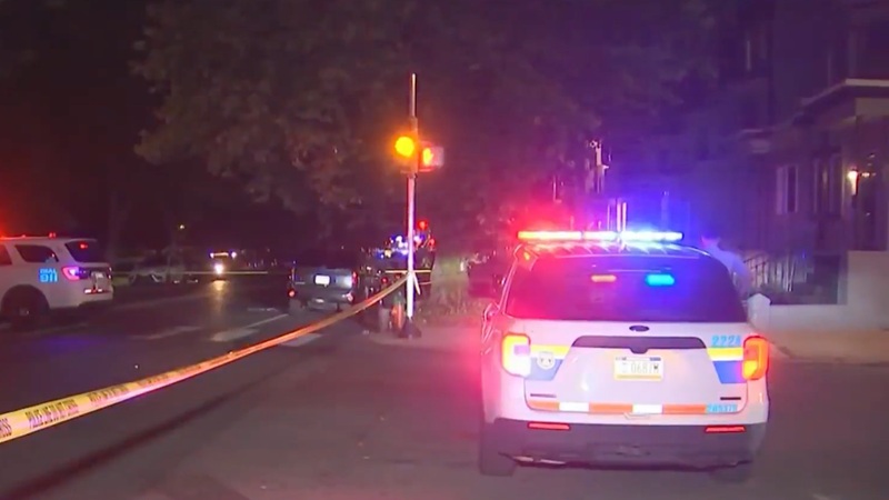 2-year-old boy struck by two cars in Strawberry Mansion hit-and-run