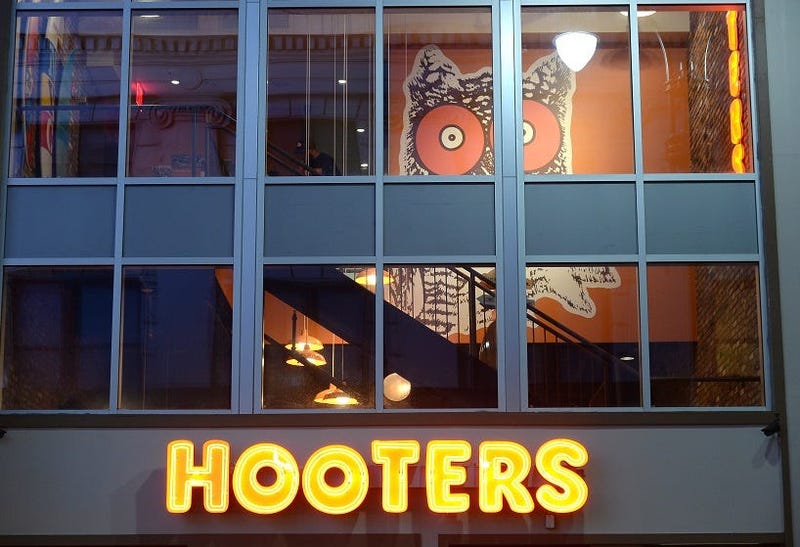 Hooters