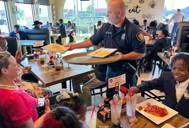 Police help Fort Worth non-profit host at-risk boys and their moms for a Mother's Day dinner