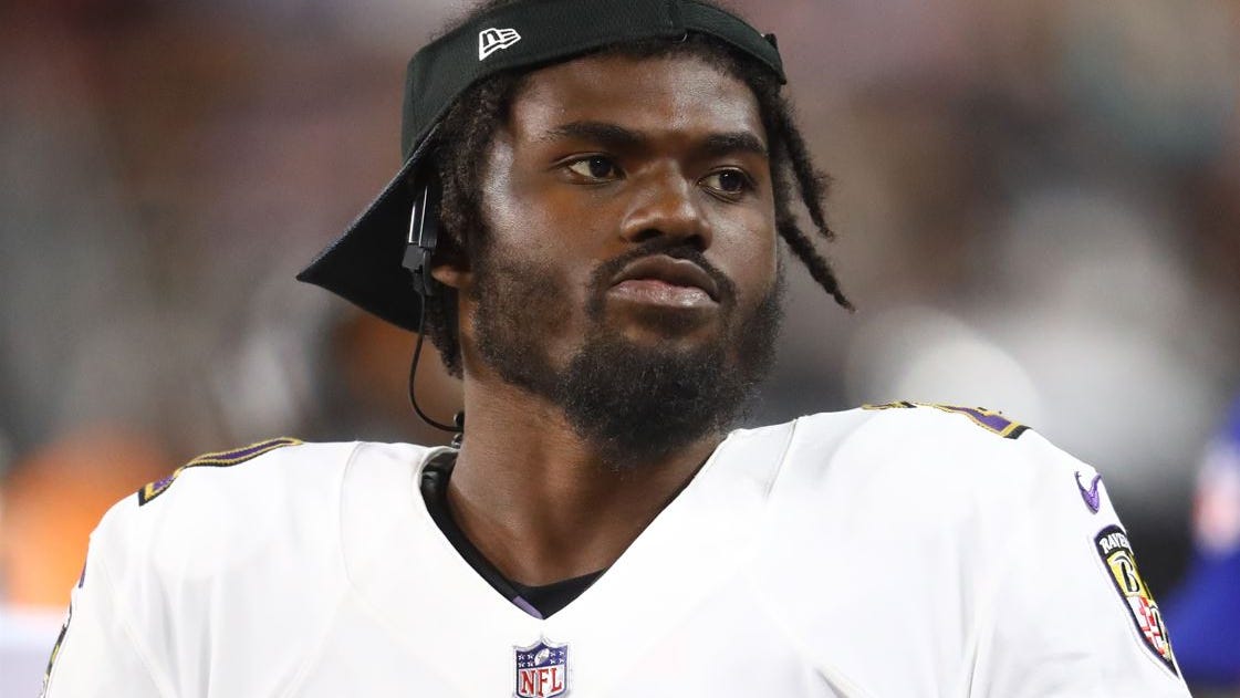 Quarterback who started all of four games named as Pro Bowl replacement