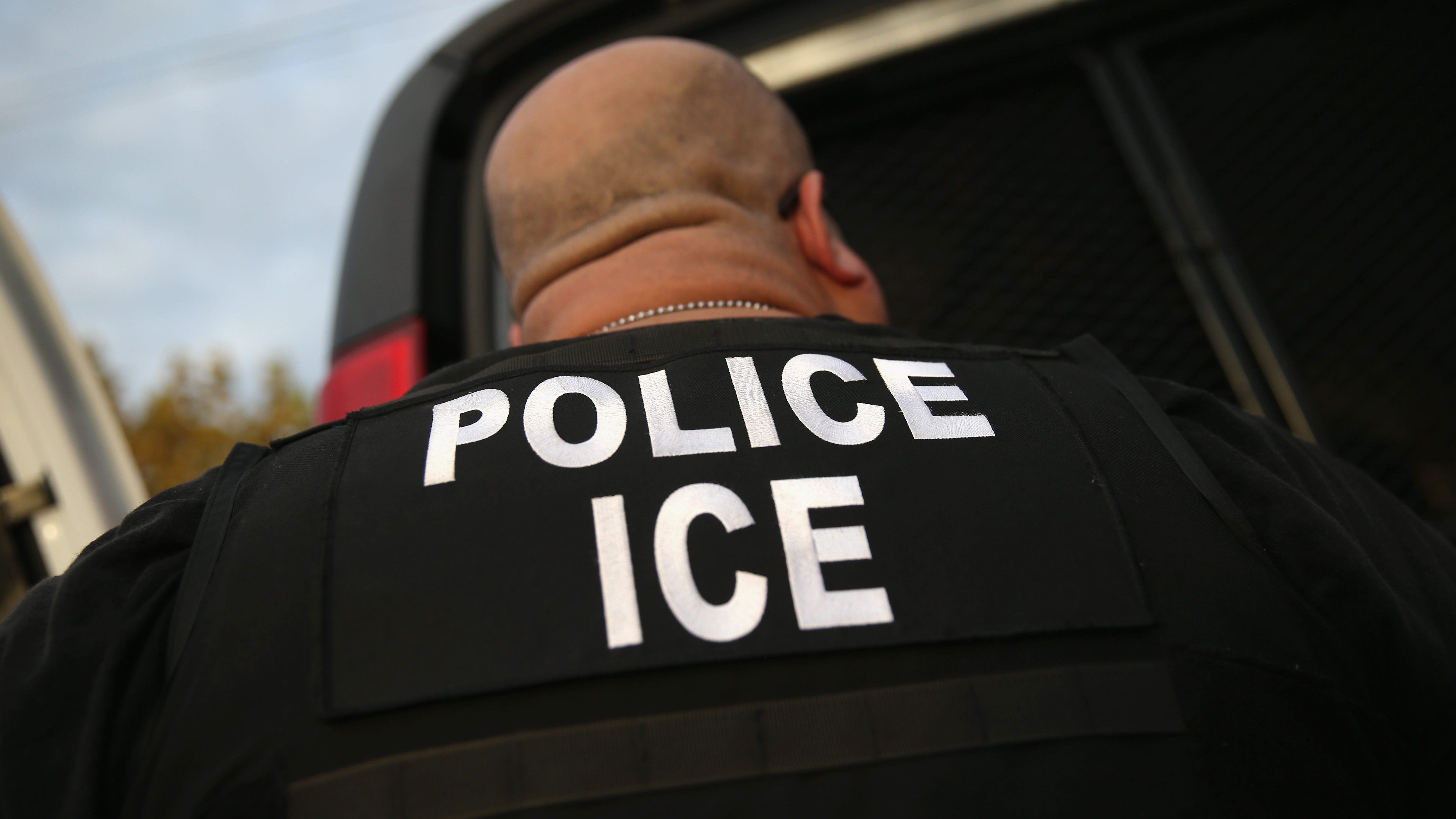 Chicago Braces For ICE Raids