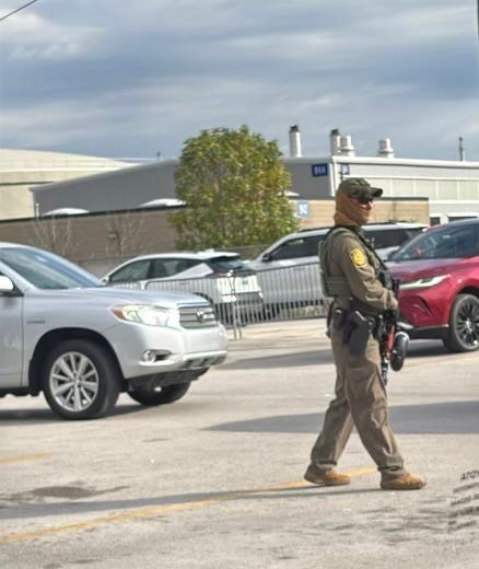 Federal officials at O'Hare Airport