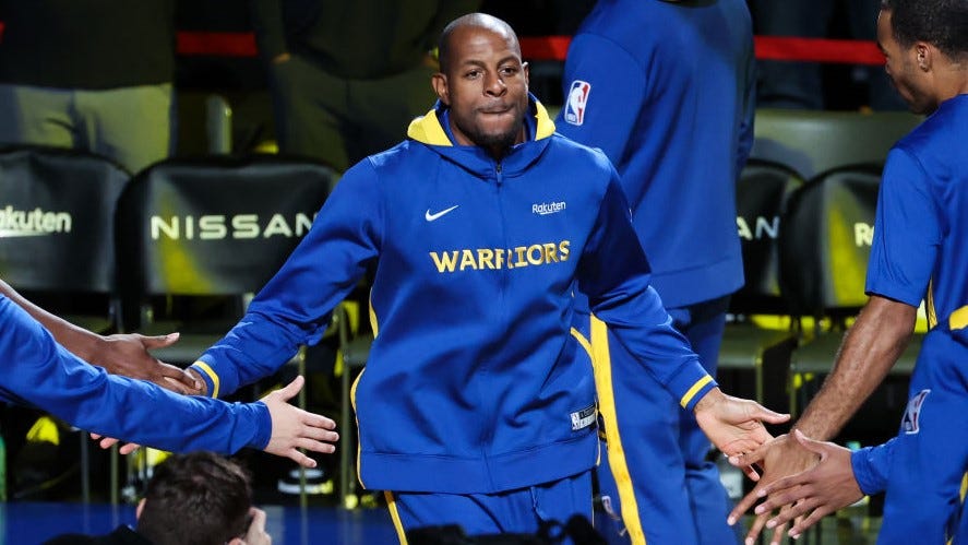 Andre Iguodala updates his progress, discusses young Warriors
