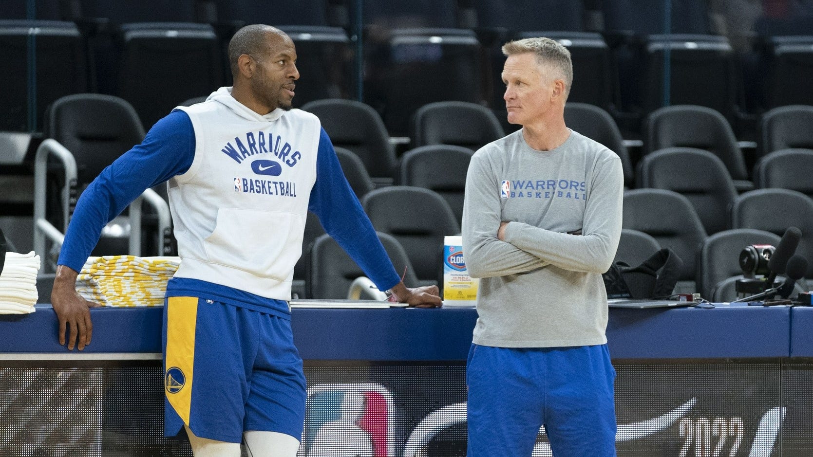 How Steve Kerr, Bob Myers are approaching Andre Iguodala's possible retirement