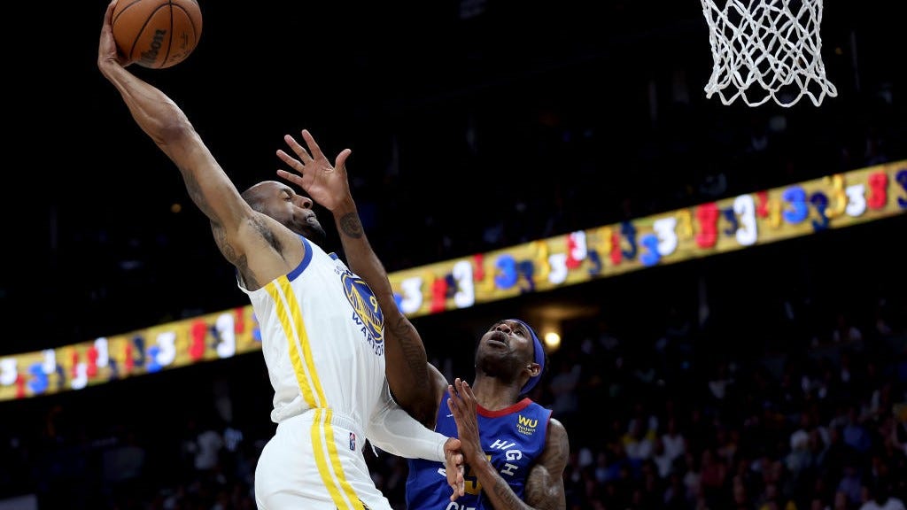 Andre Iguodala turns back the clock in Game 3 vs. Nuggets