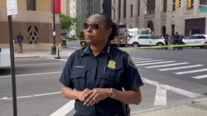Pedestrian dies after getting hit by DDOT bus in Downtown Detroit; operator is 26-year veteran bus driver