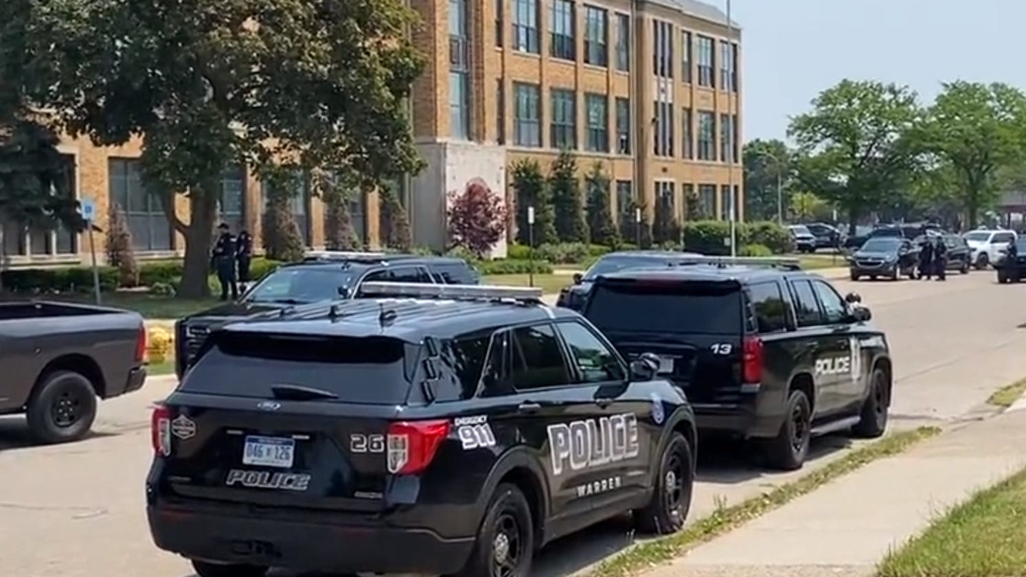 Eastpointe High School students released after lockdown prompted by alleged social media post of student with gun in bathroom