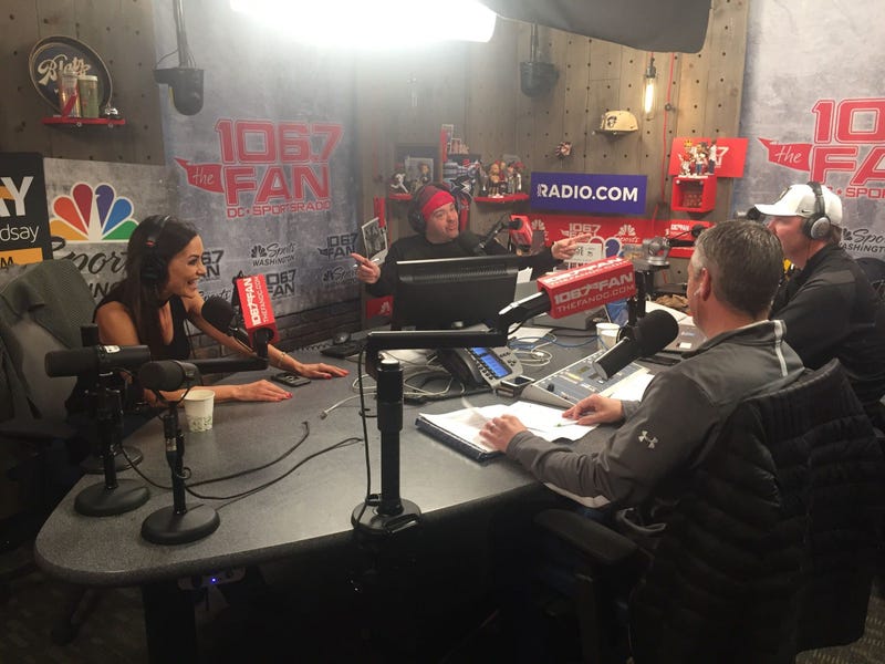 Lisa_Ann_Junkies4