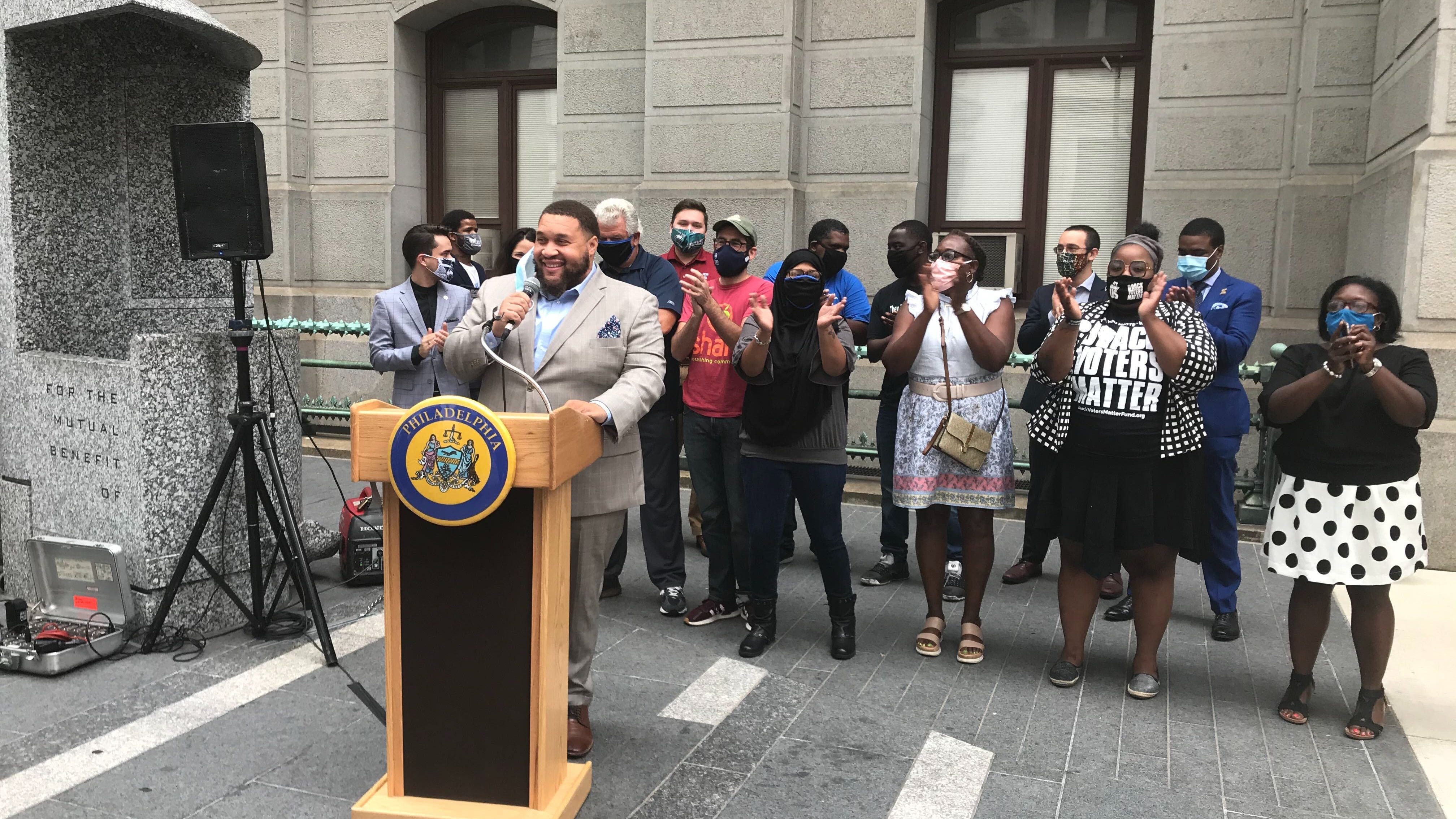 Philadelphia's new effort to recruit poll workers puts focus on millennials
