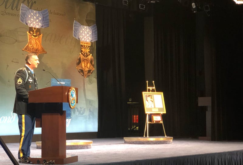Former Staff Sgt. David Bellavia, Medal of Honor recipient, speaks at Hall of Heroes induction