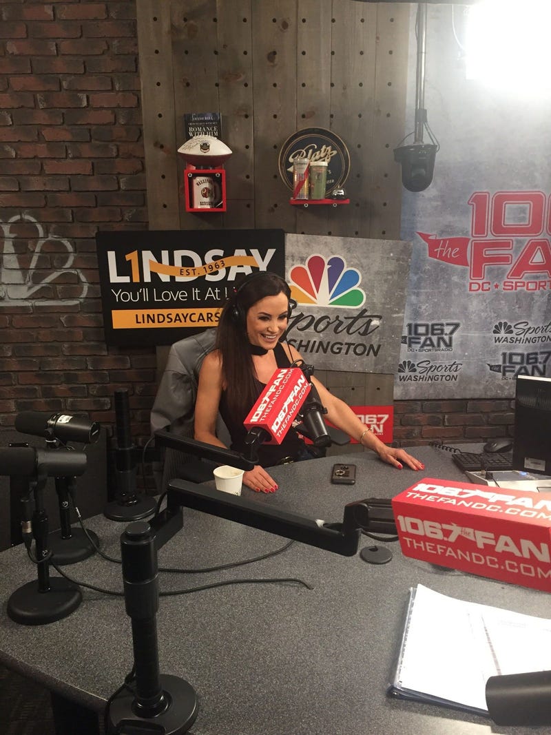 Lisa_Ann_Junkies2