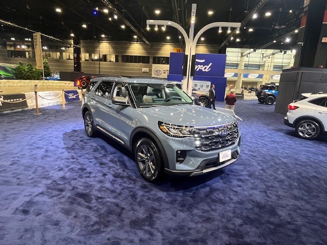 2025 Ford Explorer