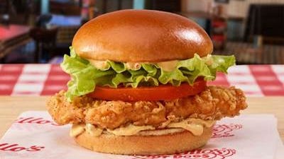 Portillo’s launches new spicy chicken sandwich with Hot Giardiniera Sauce