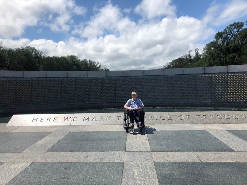 Airman First Class Bob Usiak joined other Korean War vets, along with some who served in Vietnam and World War II, on an honor flight in August. He described the treatment he and the others received on their trip to Washington, D.C. as "really swell."