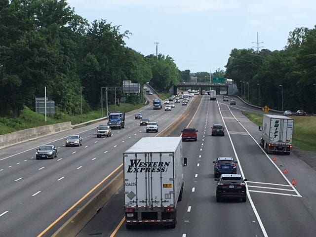 Vehicles on Richmond highway