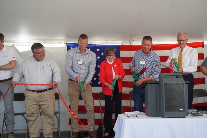 KS officials cut ribbon on new wheat products facility in Phillipsburgh