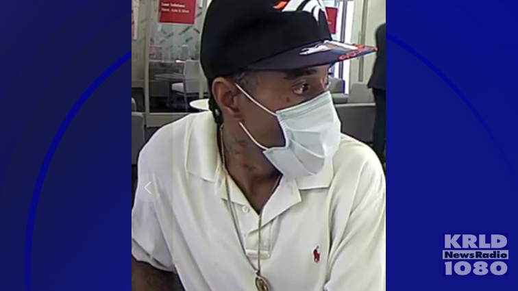Arlington police looking for bank robbery suspect