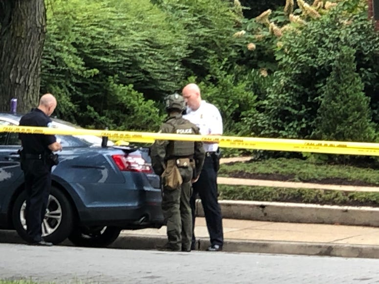Richmond Police respond to report of an armed man at Lee Monument