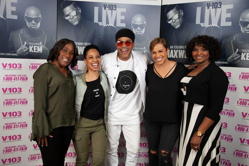 Maxwell Meets Fans Backstage At V-103 Live Concert In Atlanta