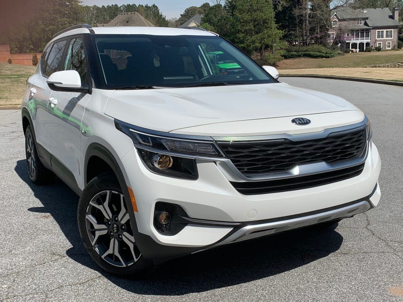  KIA SELTOS