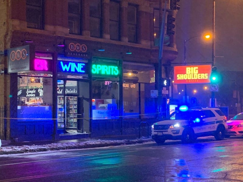 Police investigate a robbery at BWS Beverage, 790 N. Milwaukee Ave. Jan. 23, 2020 in River West.