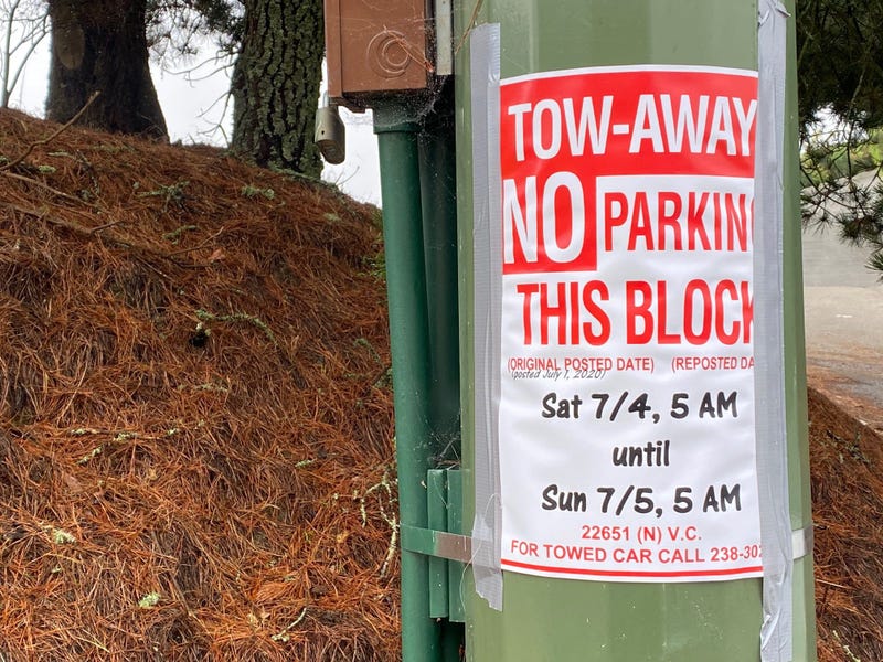 Grizzly Peak no parking sign, July 4, 2020