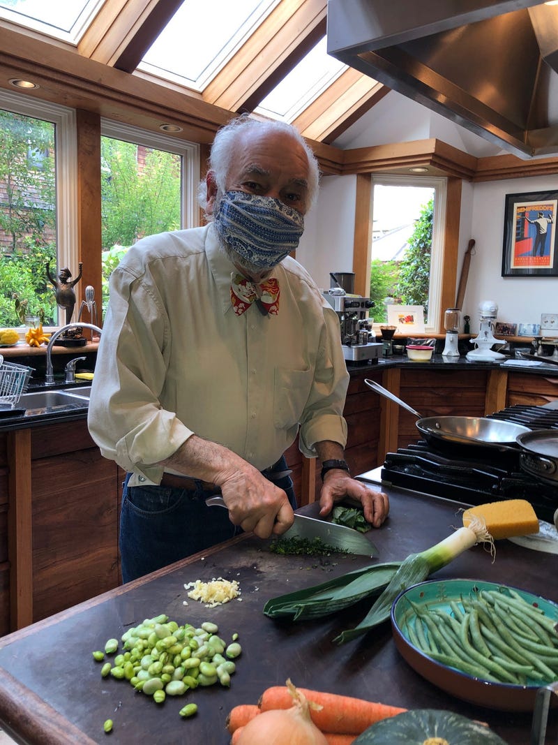 Narsai makes Pasta Al' Amatriciana.